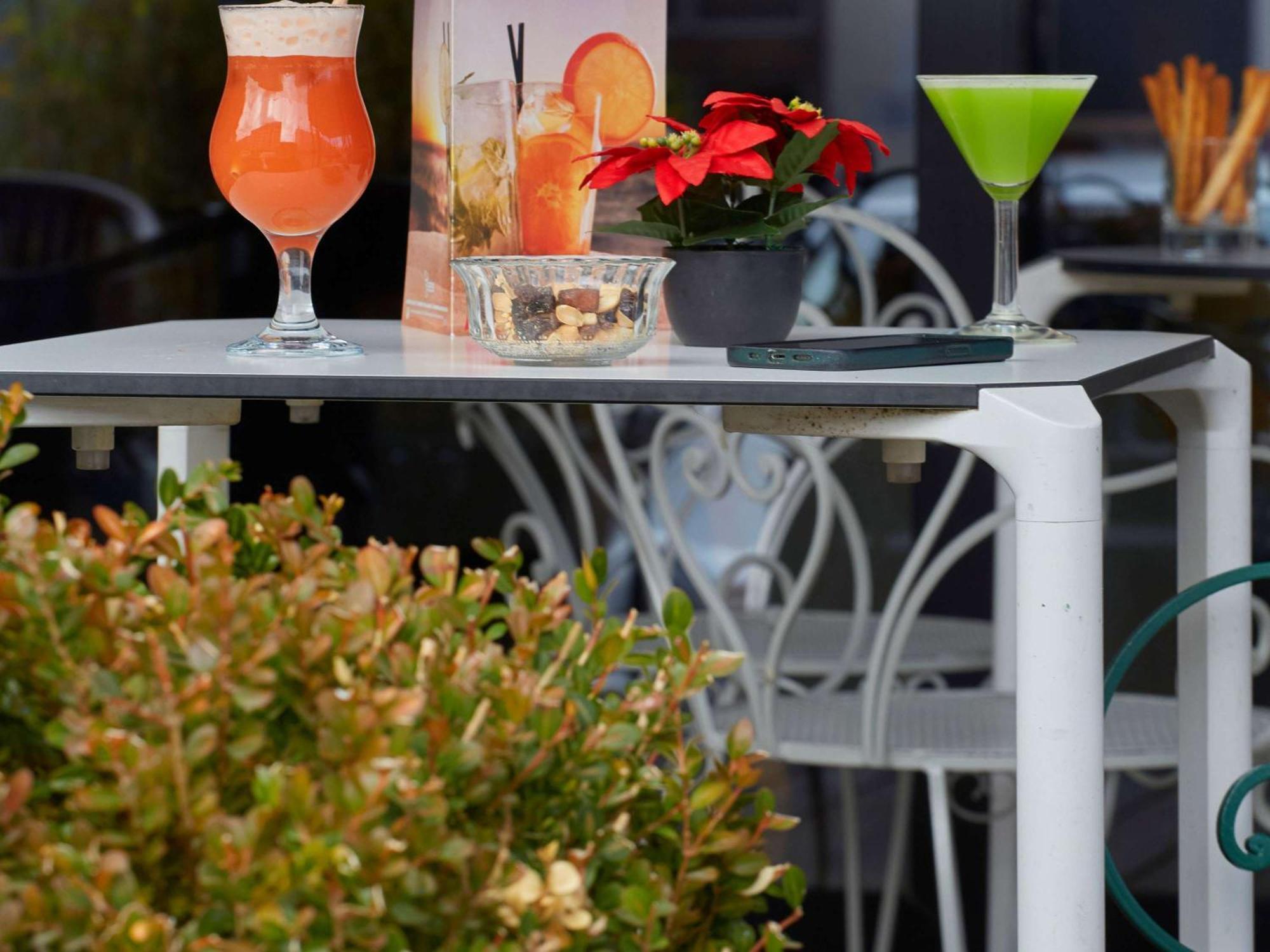 Ibis Annemasse-geneve Hotel 3*